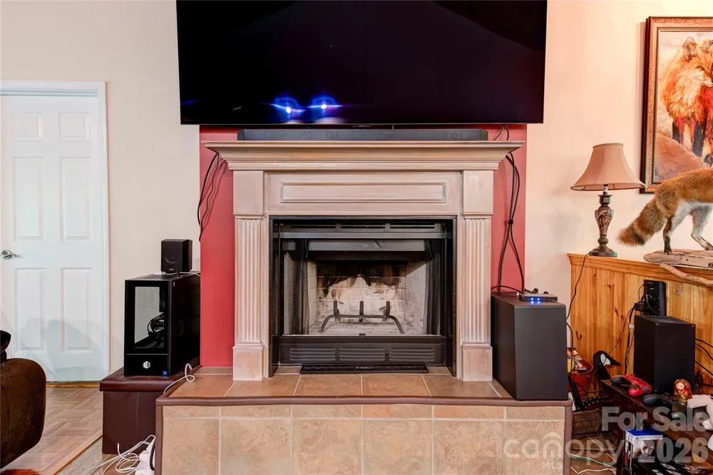 6 Majestic Trace Hendersonville, NC 28739