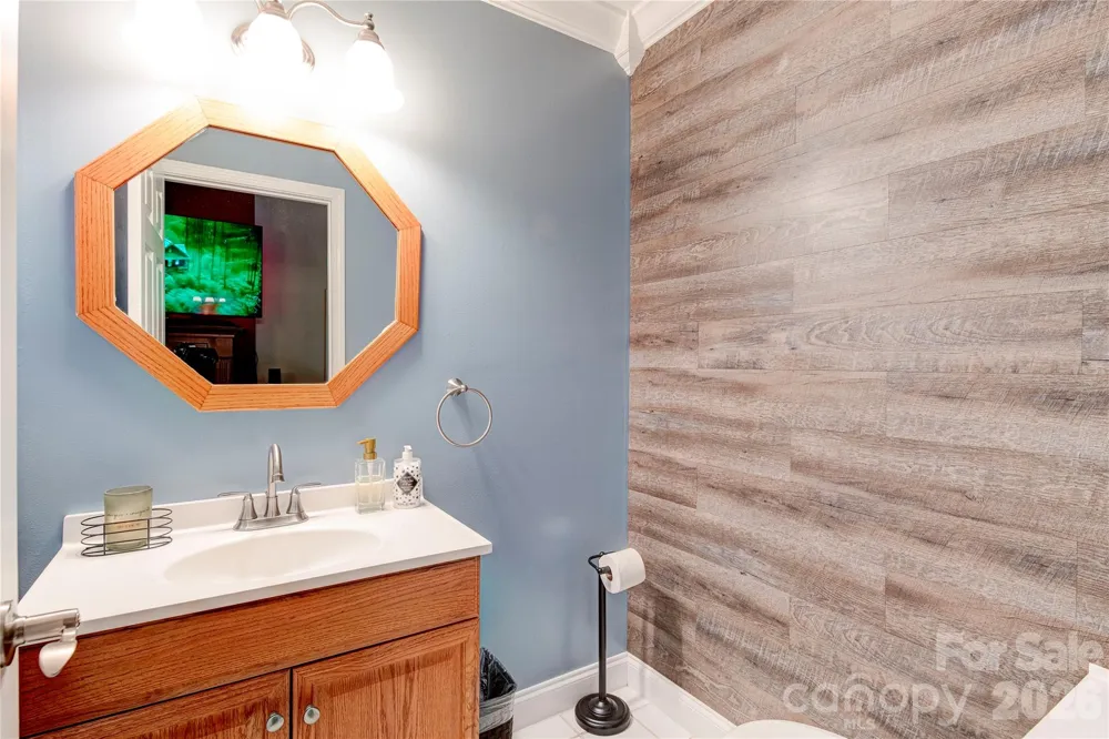 6 Majestic Trace Hendersonville, NC 28739