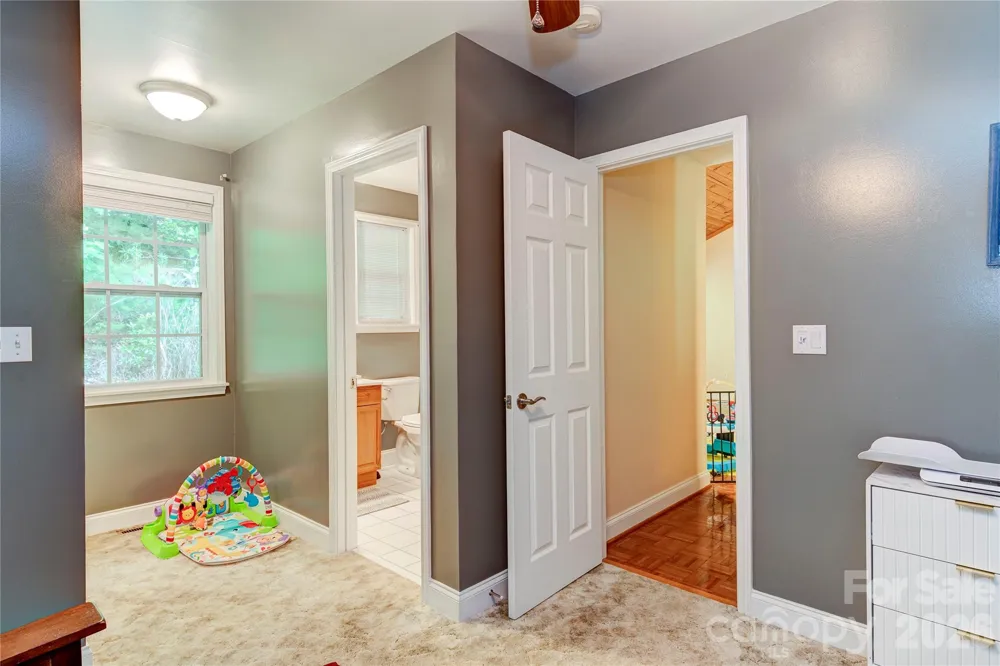 6 Majestic Trace Hendersonville, NC 28739