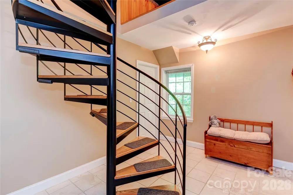 6 Majestic Trace Hendersonville, NC 28739
