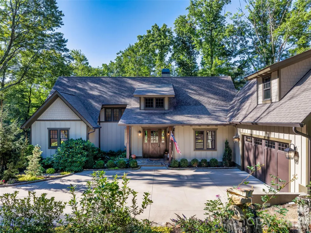 442 Autumn Sky Drive Hendersonville, NC 28792