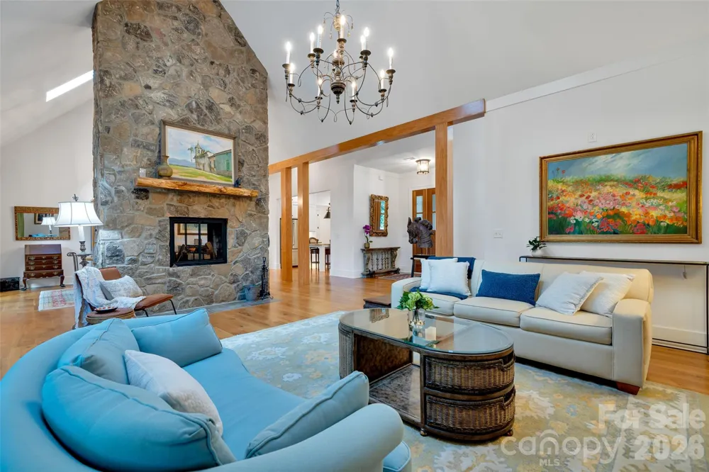 442 Autumn Sky Drive Hendersonville, NC 28792