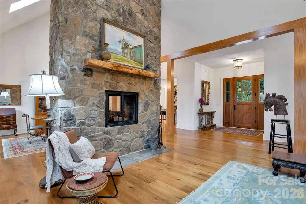 442 Autumn Sky Drive Hendersonville, NC 28792