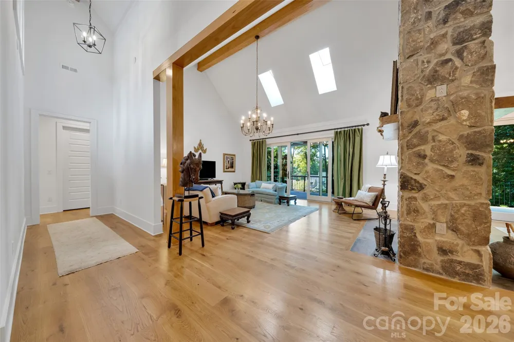 442 Autumn Sky Drive Hendersonville, NC 28792