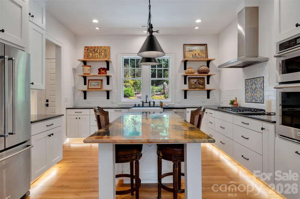 442 Autumn Sky Drive Hendersonville, NC 28792