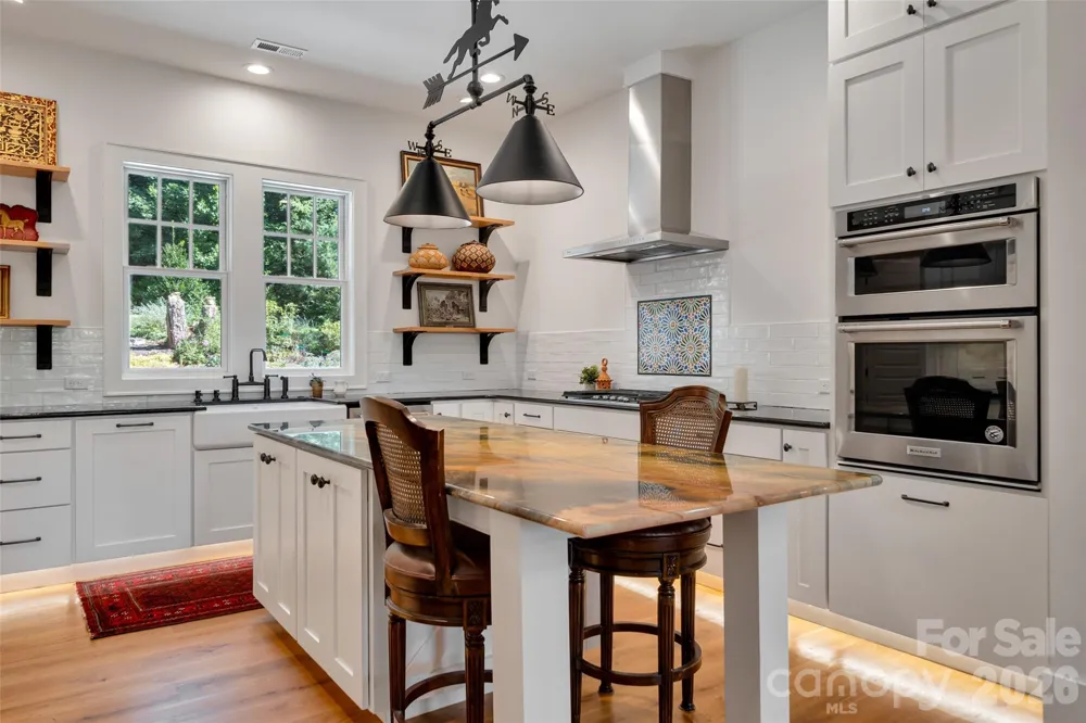 442 Autumn Sky Drive Hendersonville, NC 28792