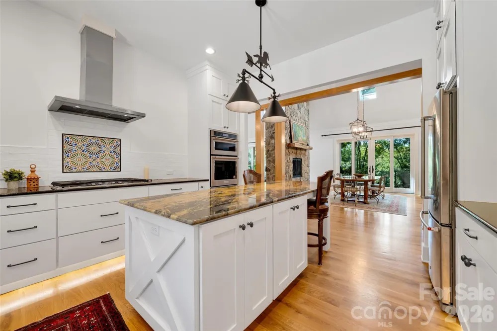 442 Autumn Sky Drive Hendersonville, NC 28792