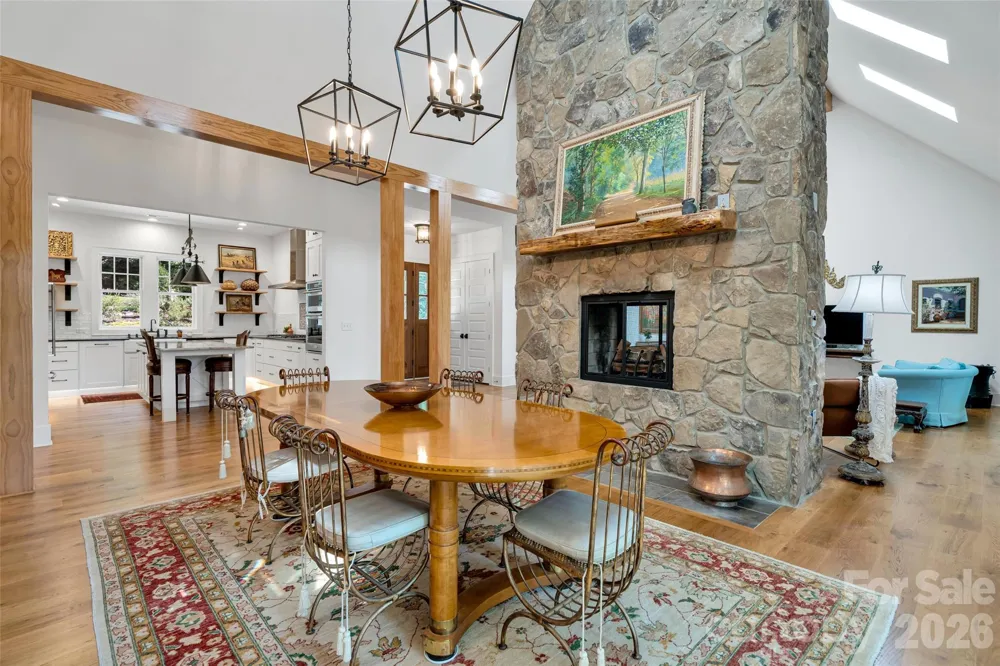 442 Autumn Sky Drive Hendersonville, NC 28792