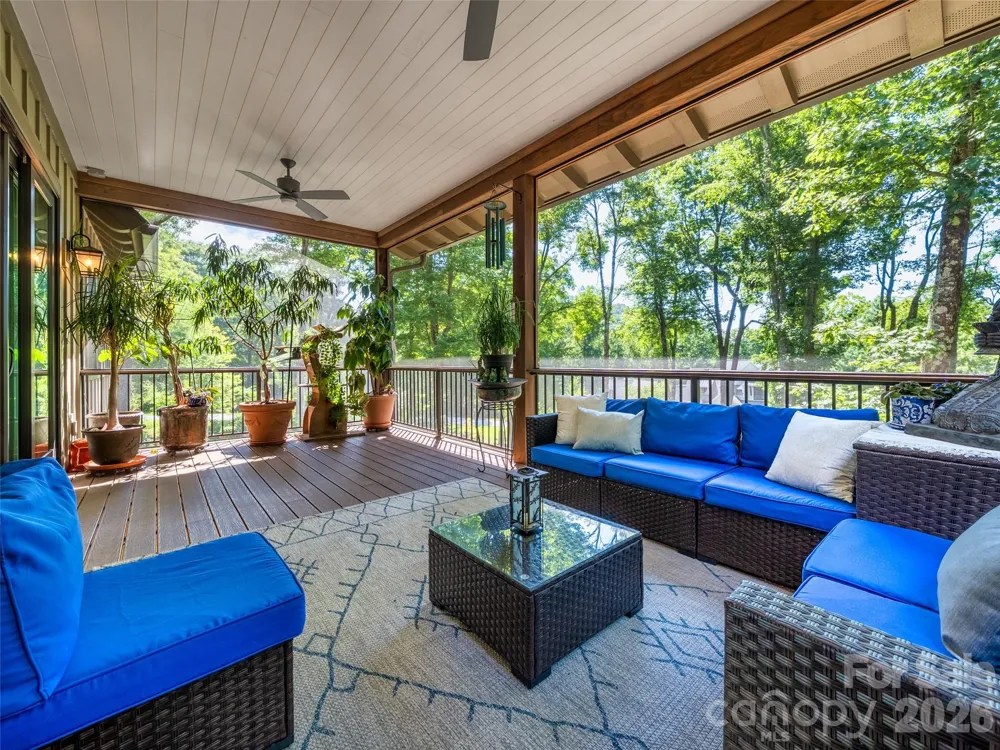 442 Autumn Sky Drive Hendersonville, NC 28792