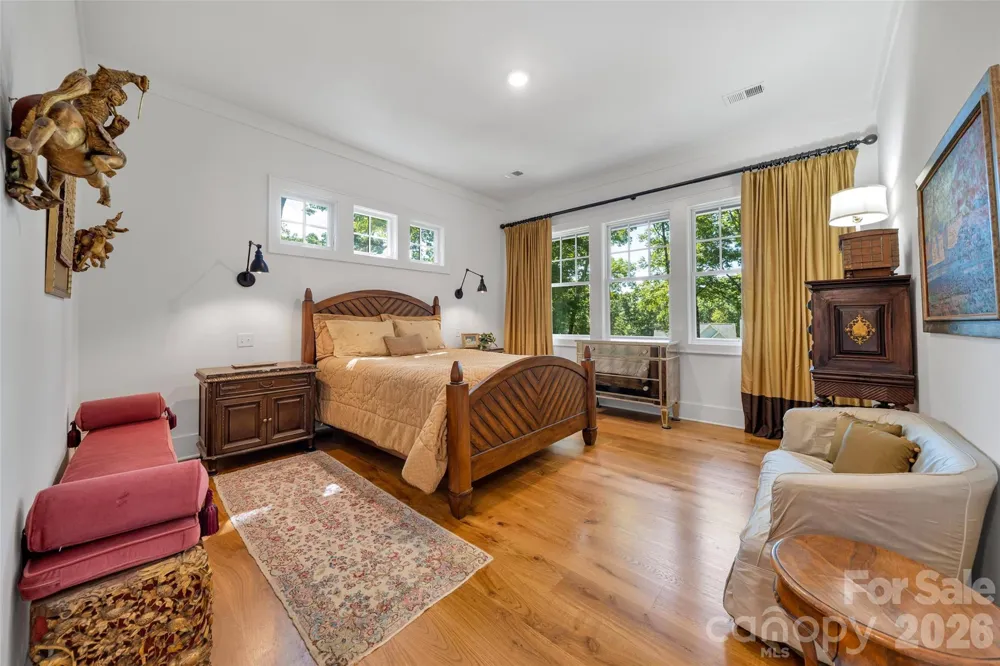 442 Autumn Sky Drive Hendersonville, NC 28792