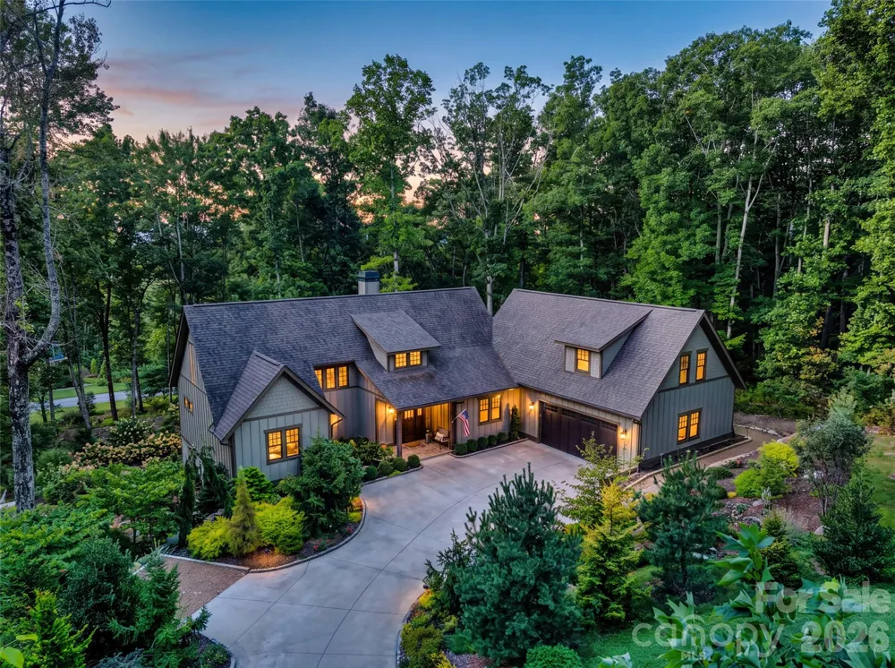 442 Autumn Sky Drive Hendersonville, NC 28792
