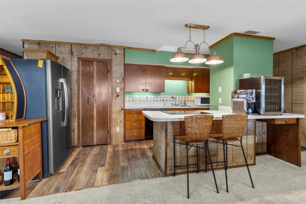 142 Lowe Drive Mabank, TX 75156