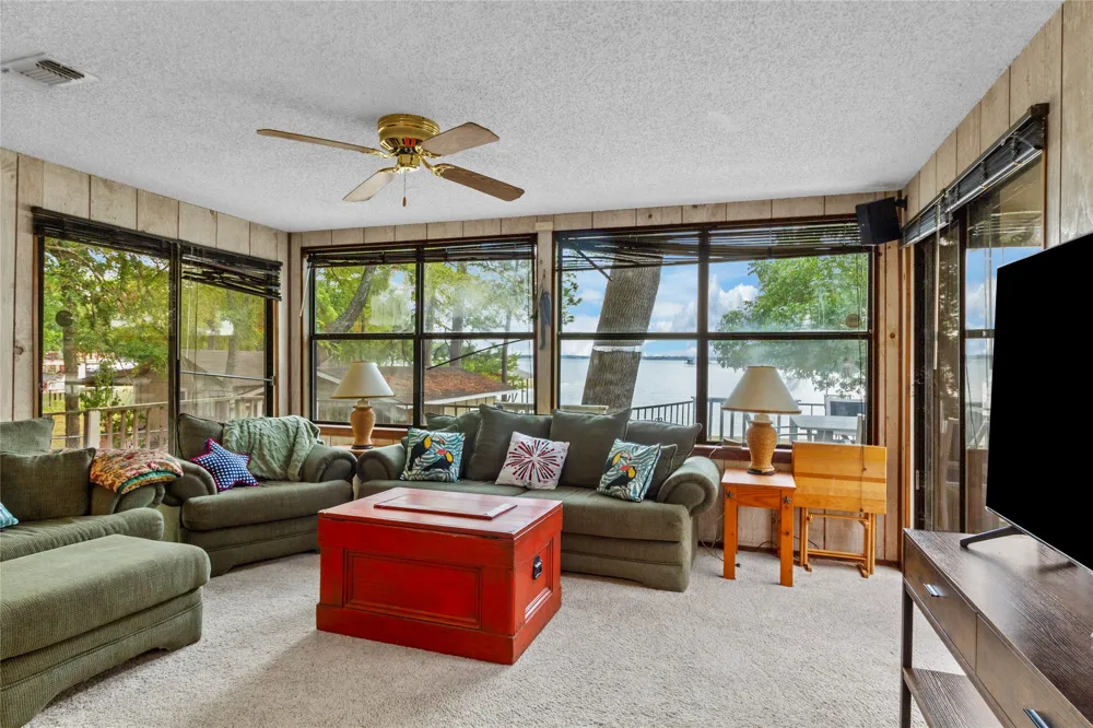 142 Lowe Drive Mabank, TX 75156