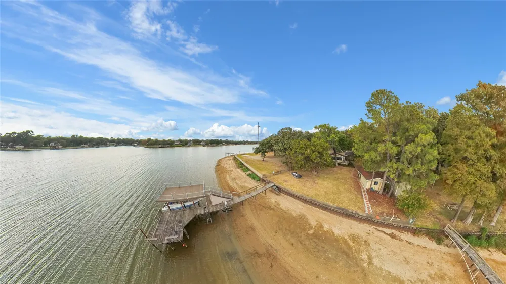 142 Lowe Drive Mabank, TX 75156