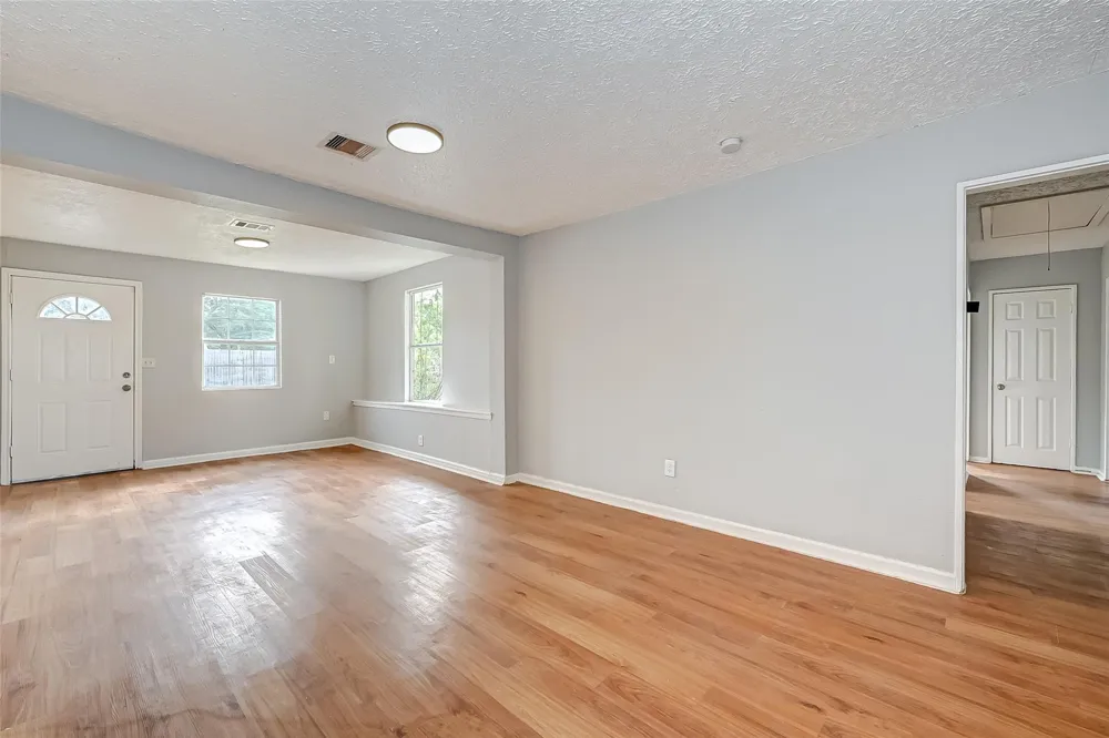 7946 Jutland Road Houston, TX 77033