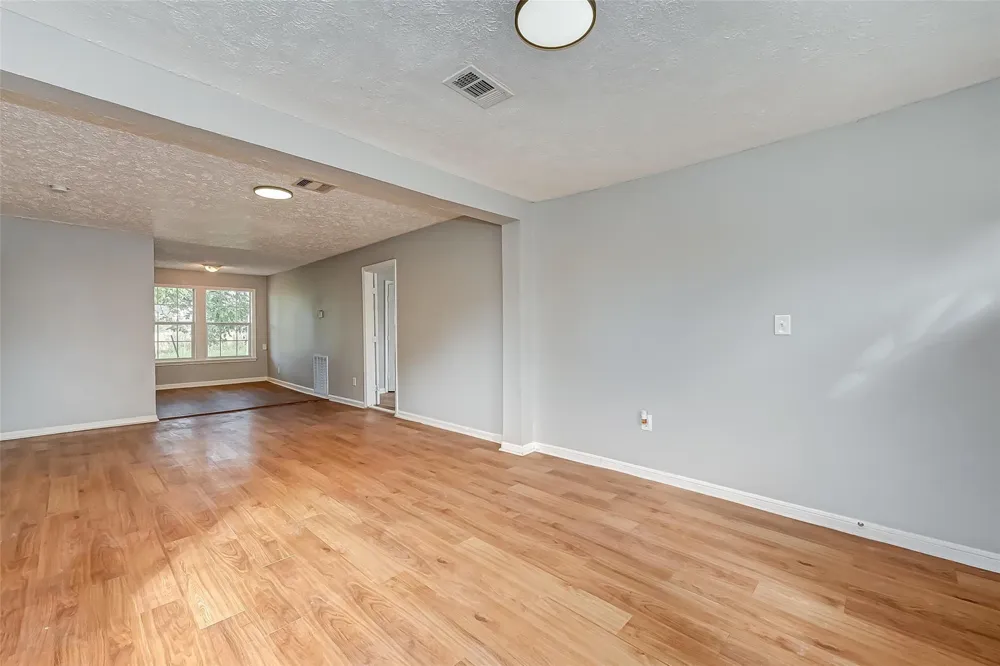 7946 Jutland Road Houston, TX 77033