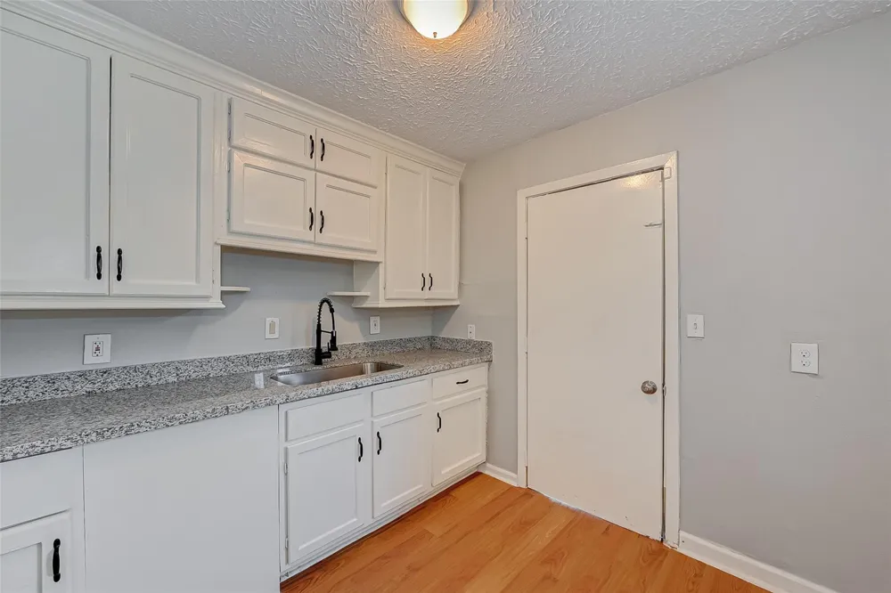 7946 Jutland Road Houston, TX 77033