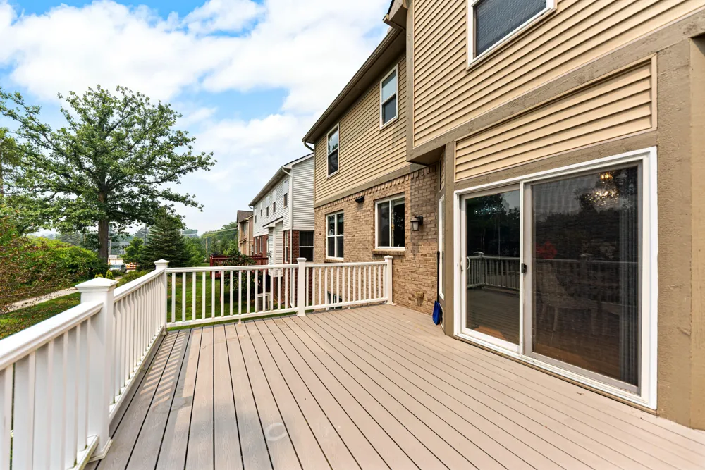 2608 Nadia Court Ann Arbor, MI 48105