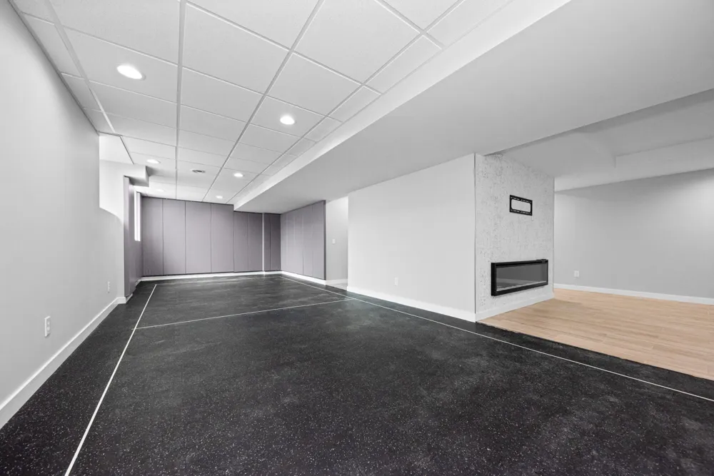 2608 Nadia Court Ann Arbor, MI 48105