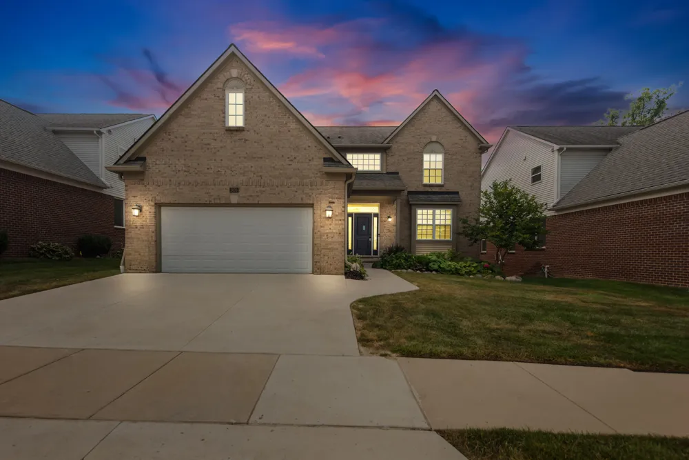 2608 Nadia Court Ann Arbor, MI 48105
