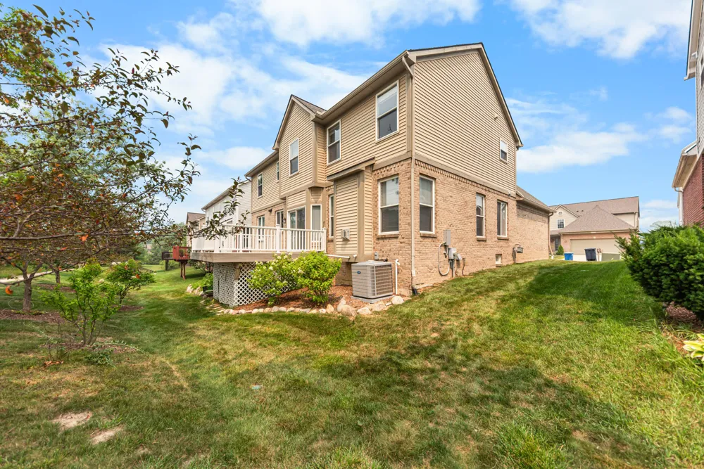 2608 Nadia Court Ann Arbor, MI 48105
