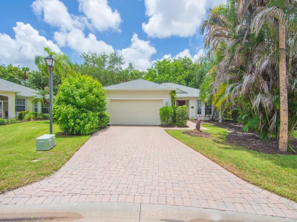 3830 Nags Head Place SW Vero Beach, FL 32968