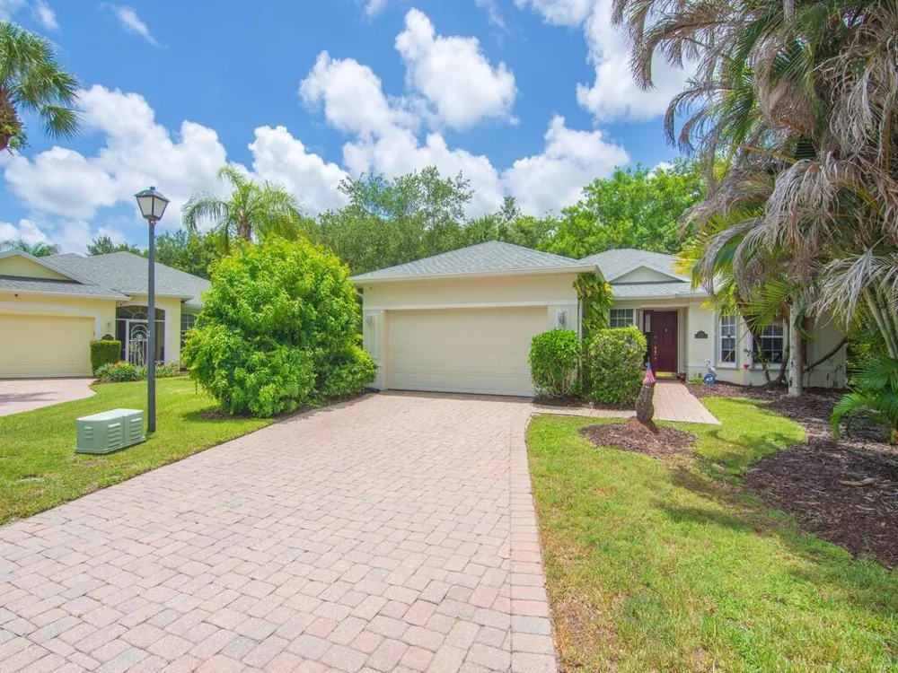 3830 Nags Head Place SW Vero Beach, FL 32968