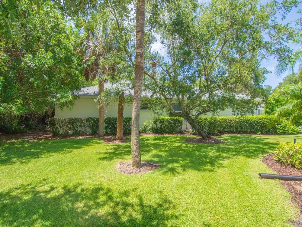 3830 Nags Head Place SW Vero Beach, FL 32968