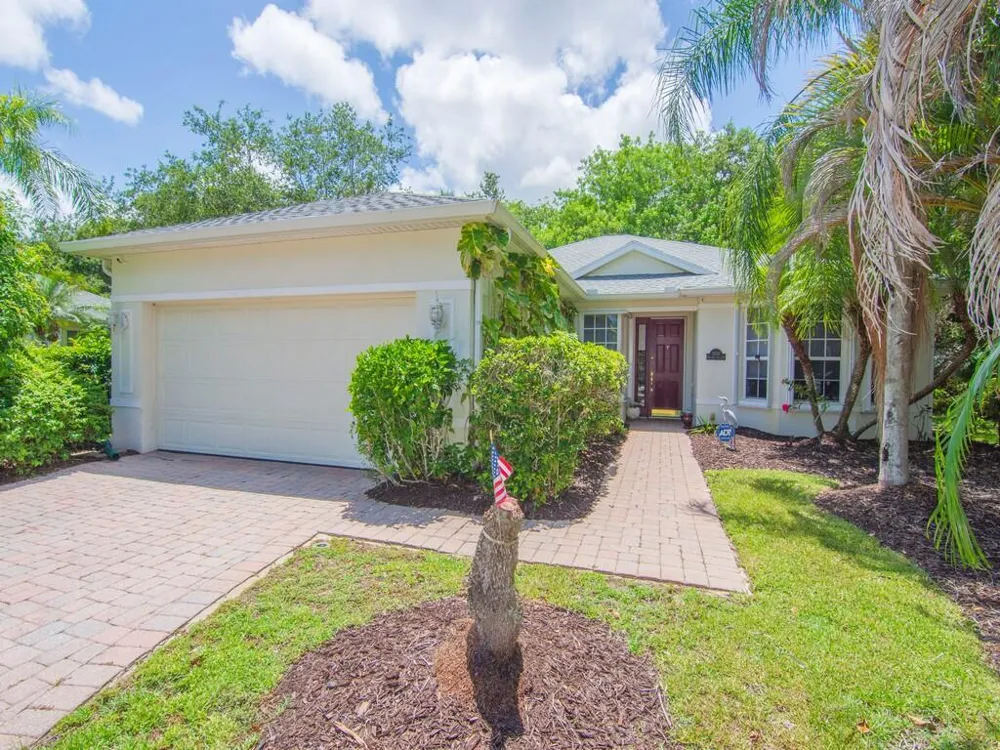3830 Nags Head Place SW Vero Beach, FL 32968