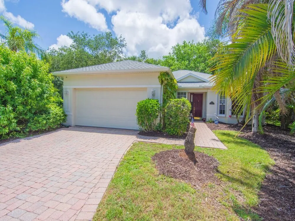 3830 Nags Head Place SW Vero Beach, FL 32968