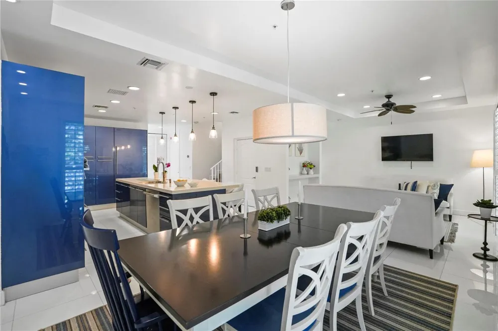 347 Oak Street #B1 Hollywood, FL 33019