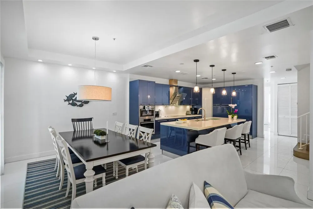 347 Oak Street #B1 Hollywood, FL 33019