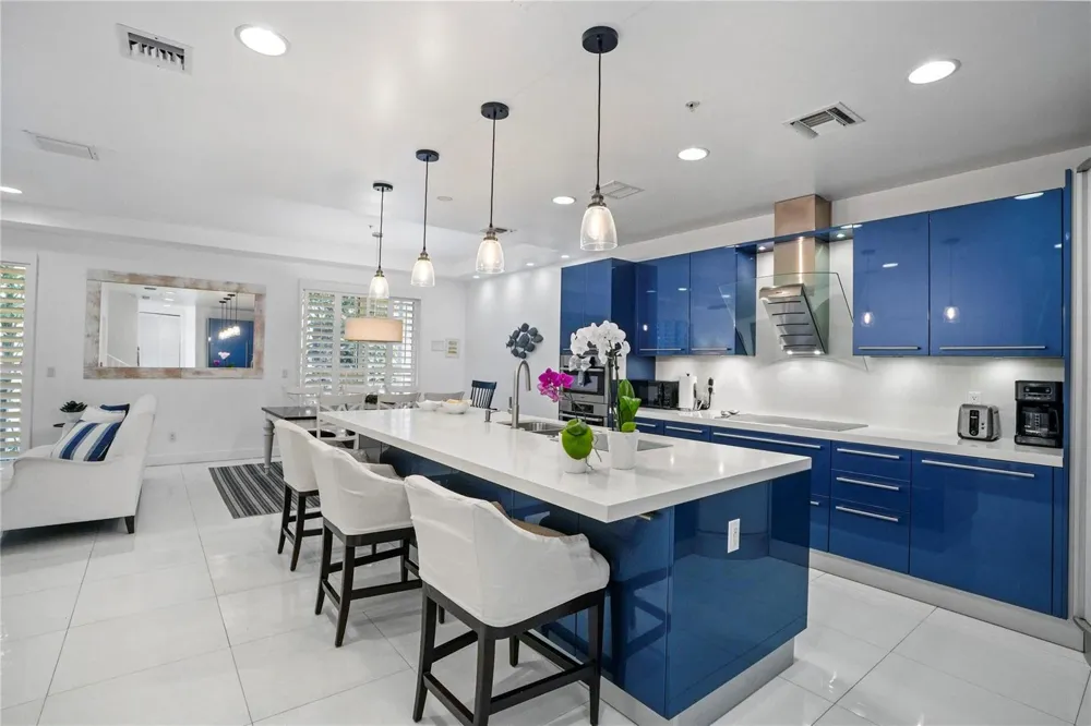 347 Oak Street #B1 Hollywood, FL 33019