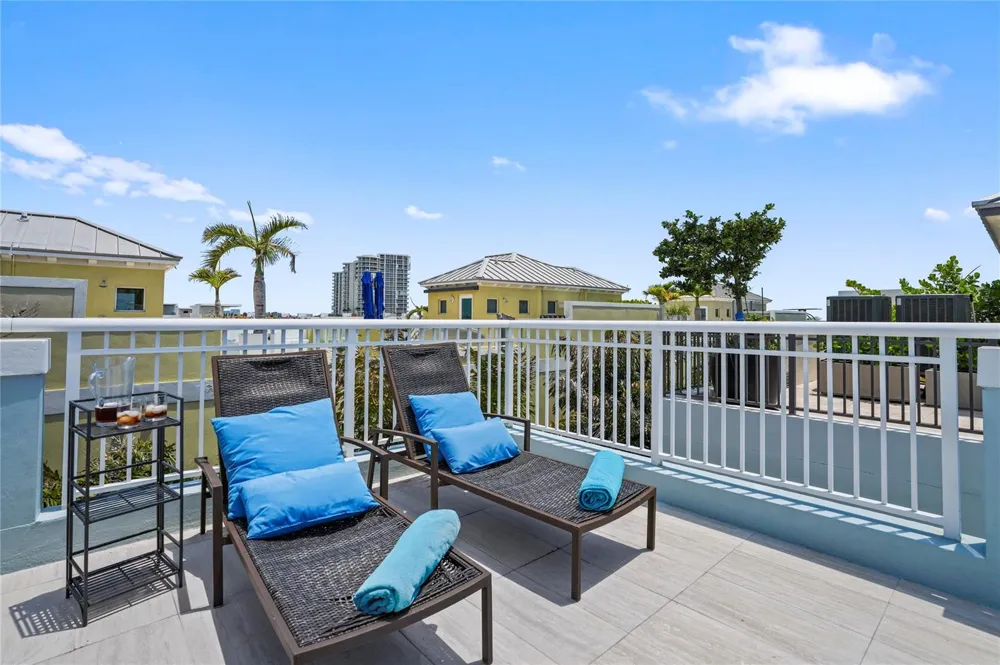 347 Oak Street #B1 Hollywood, FL 33019