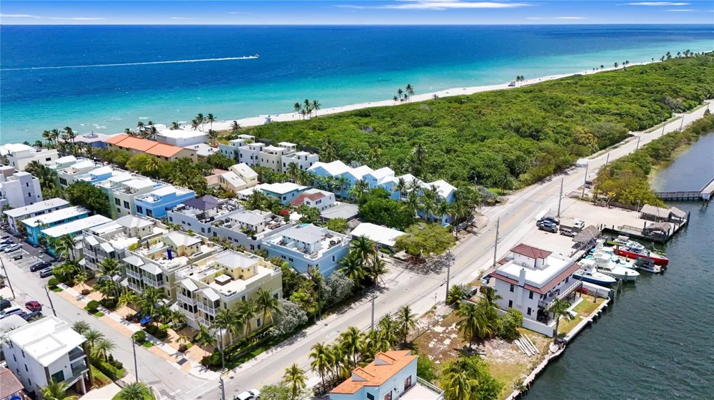 347 Oak Street #B1 Hollywood, FL 33019