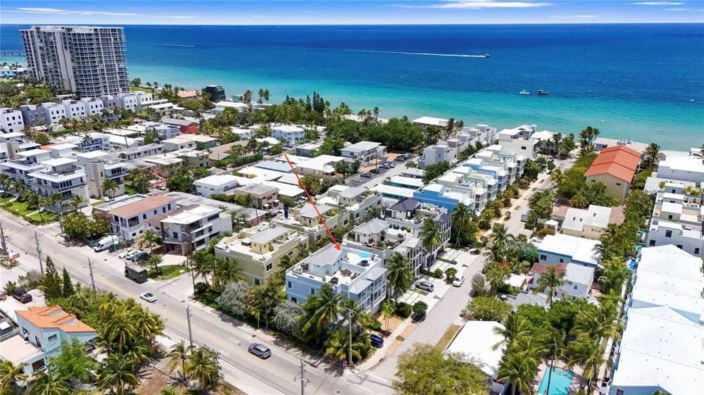 347 Oak Street #B1 Hollywood, FL 33019