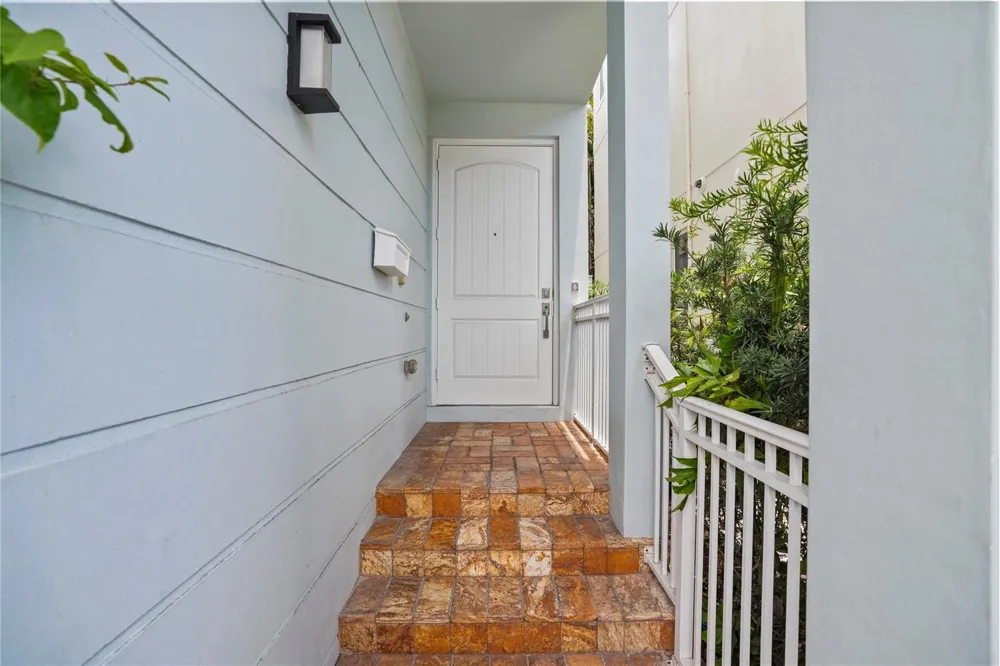 347 Oak Street #B1 Hollywood, FL 33019