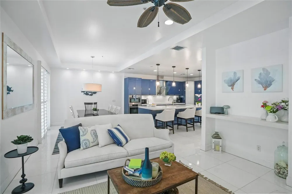 347 Oak Street #B1 Hollywood, FL 33019