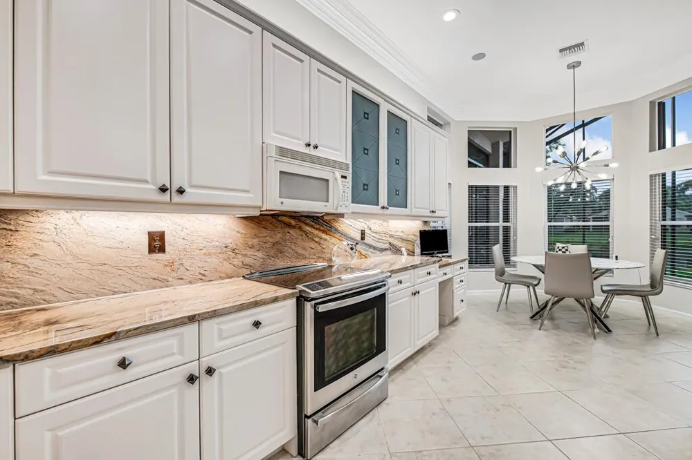 8225 La Jolla Vista Lane Lake Worth, FL 33467
