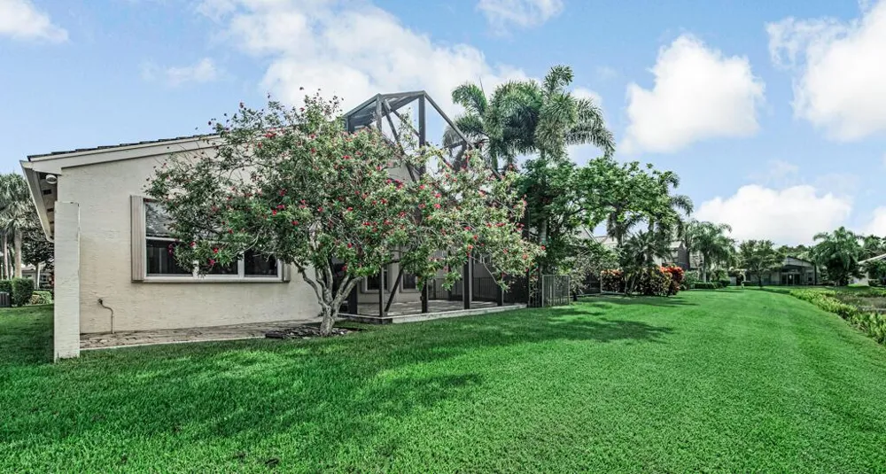 8225 La Jolla Vista Lane Lake Worth, FL 33467