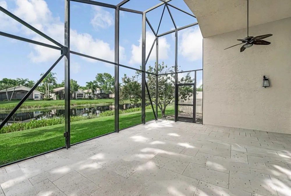 8225 La Jolla Vista Lane Lake Worth, FL 33467