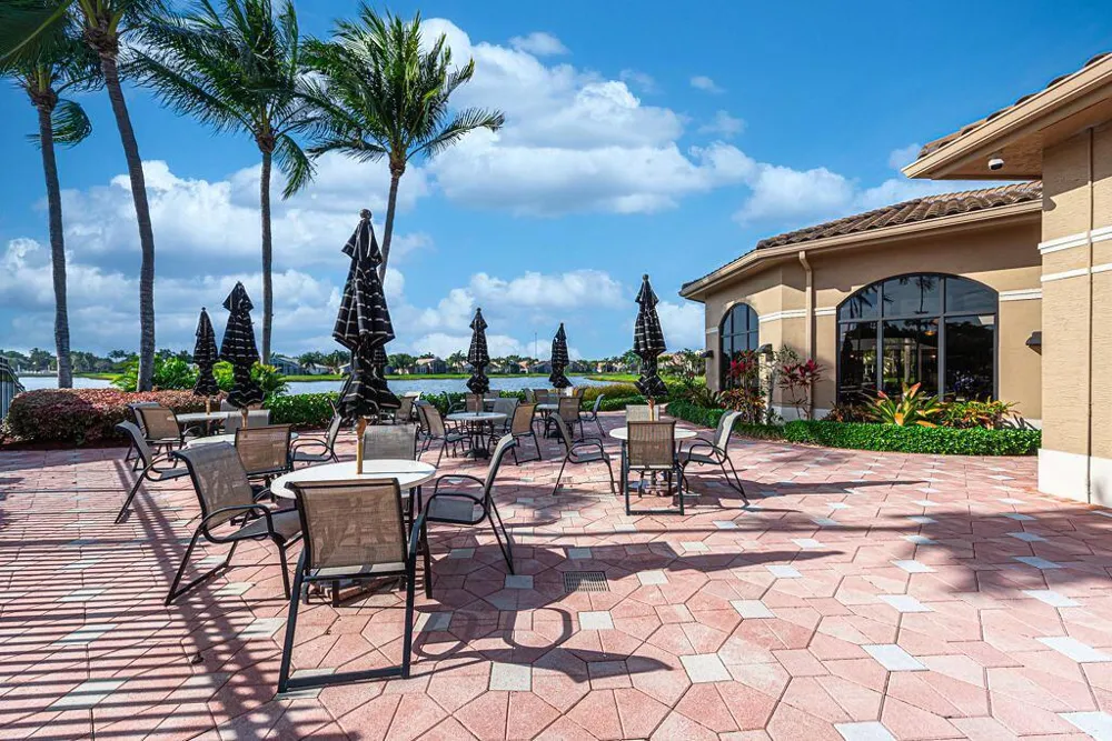 8225 La Jolla Vista Lane Lake Worth, FL 33467