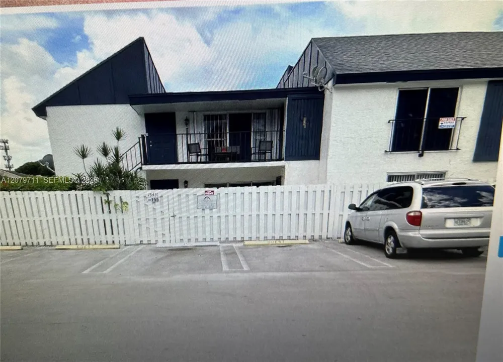 15431 SW 86th Ter #155 Miami, FL 33193