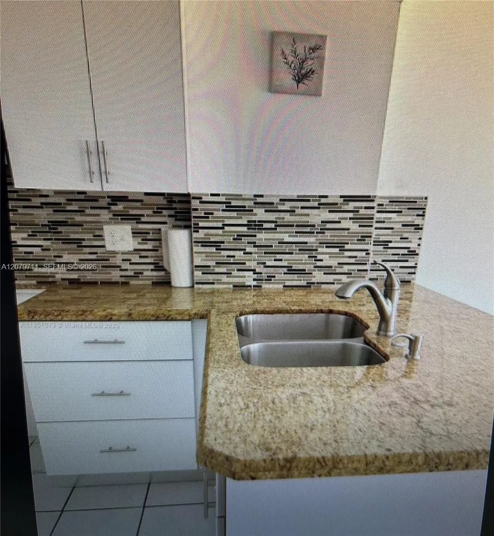 15431 SW 86th Ter #155 Miami, FL 33193