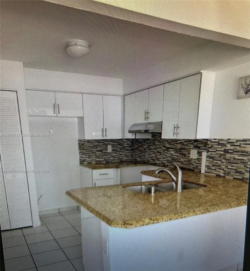 15431 SW 86th Ter #155 Miami, FL 33193