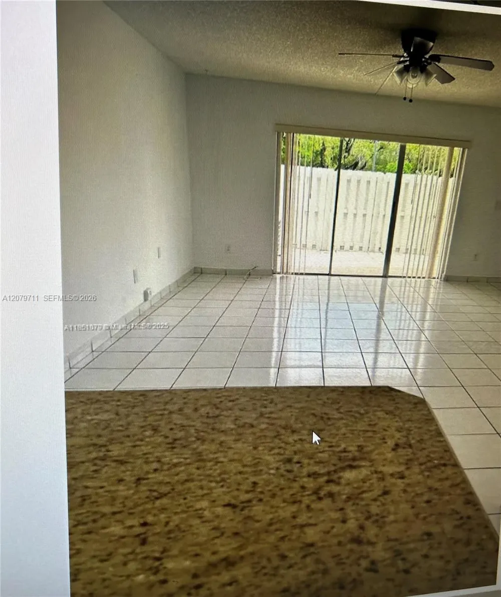 15431 SW 86th Ter #155 Miami, FL 33193