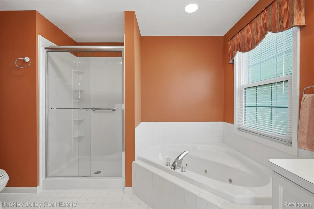 4784 New Haven Drive Genoa Township, MI 48843