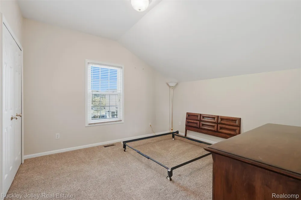 4784 New Haven Drive Genoa Township, MI 48843