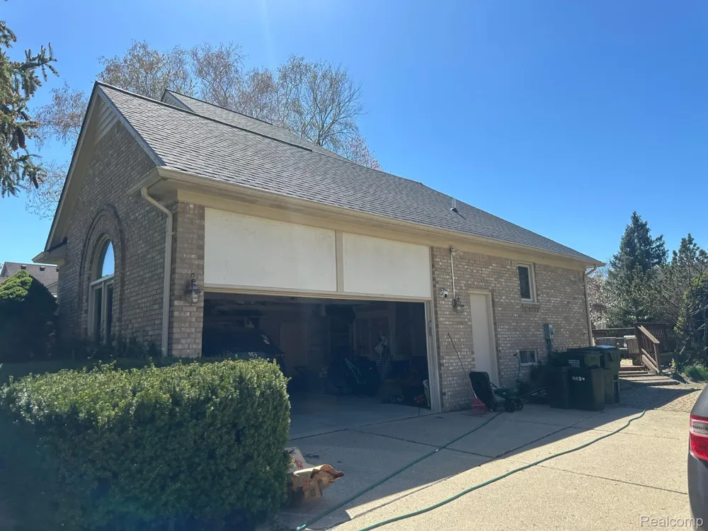3229 PARKWOOD DRIVE Rochester Hills City, MI 48306