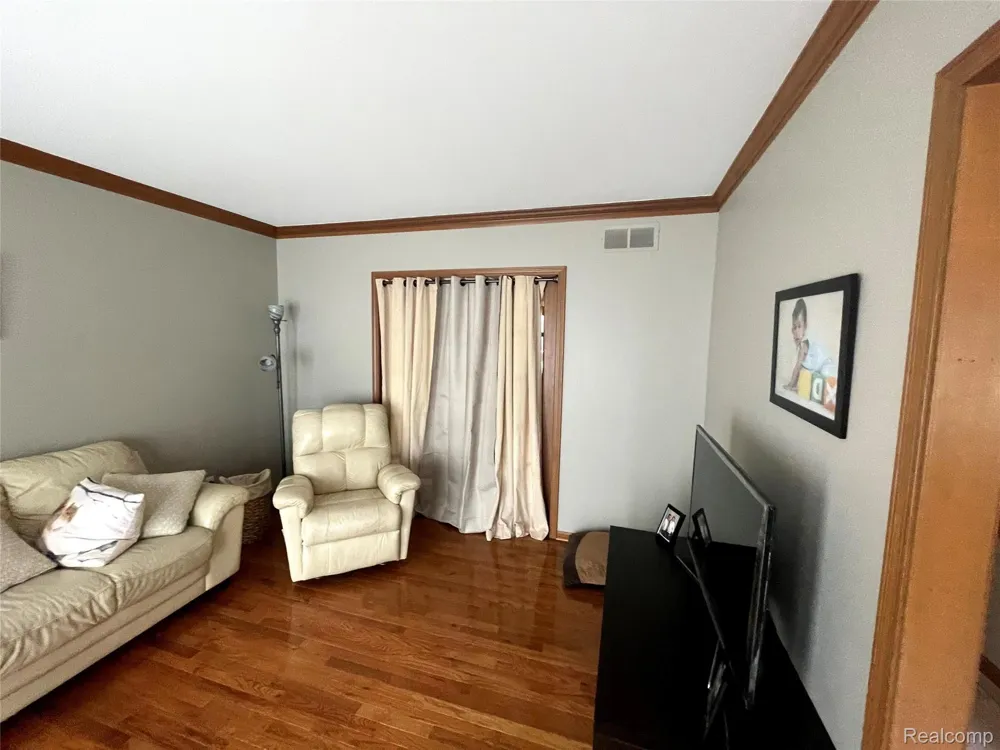 3229 PARKWOOD DRIVE Rochester Hills City, MI 48306